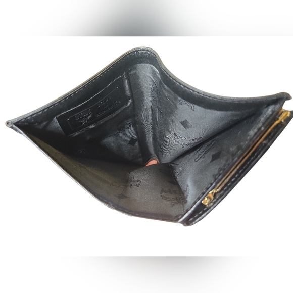 Vintage MCM Black Visetos Kisslock Wallet - Picture 11 of 14